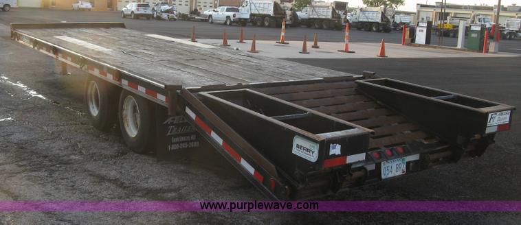 image for item L6369 2006 Felling FT-32 equipment trailer
