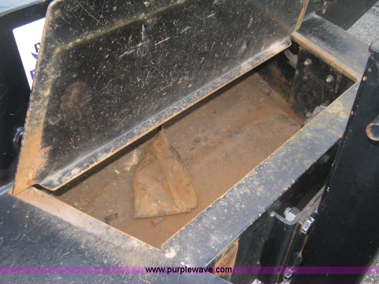 image for item L6369 2006 Felling FT-32 equipment trailer