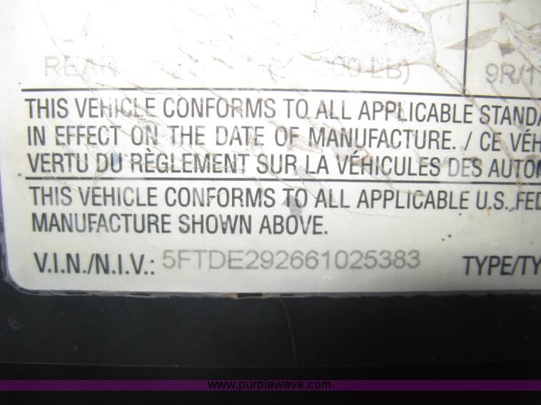 image for item L6369 2006 Felling FT-32 equipment trailer