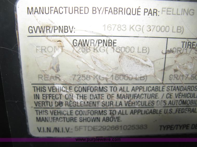 image for item L6369 2006 Felling FT-32 equipment trailer