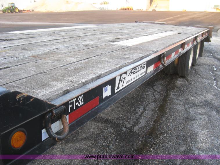 image for item L6369 2006 Felling FT-32 equipment trailer