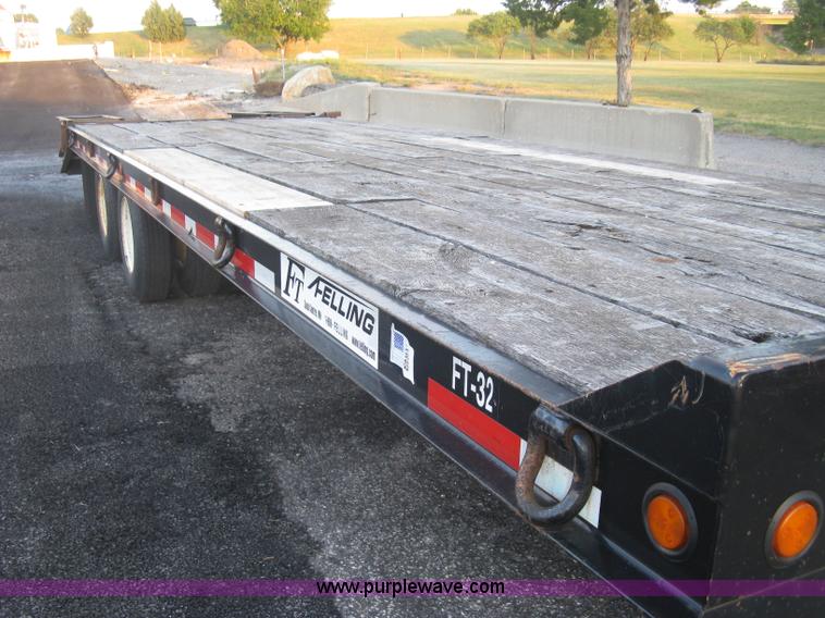 image for item L6369 2006 Felling FT-32 equipment trailer