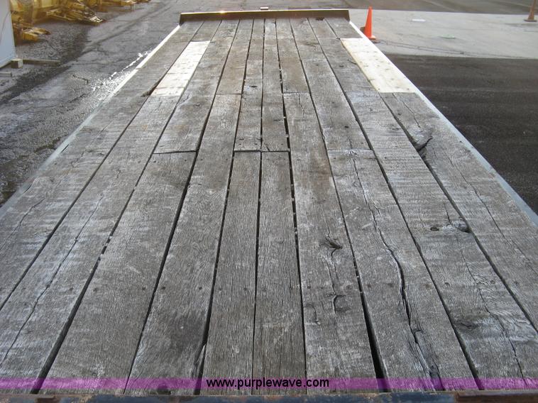 image for item L6369 2006 Felling FT-32 equipment trailer