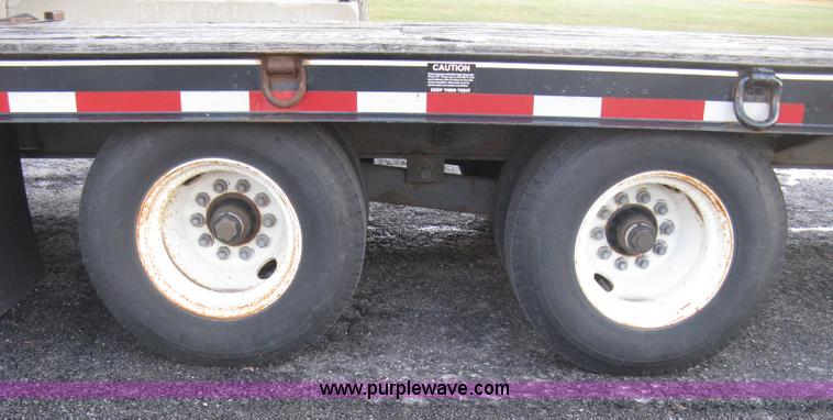 image for item L6369 2006 Felling FT-32 equipment trailer