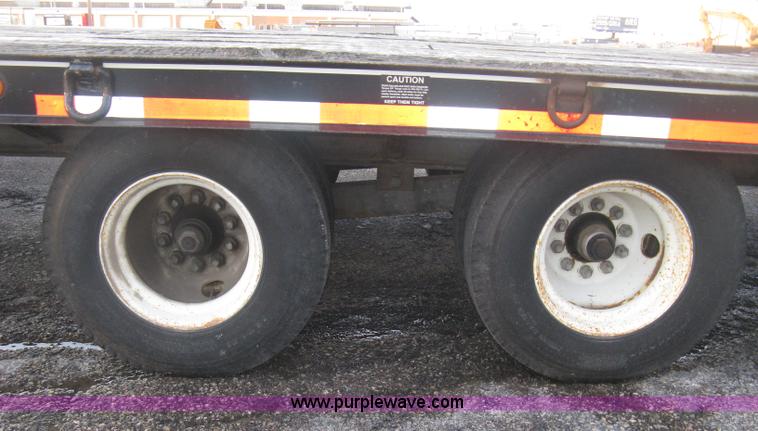 image for item L6369 2006 Felling FT-32 equipment trailer