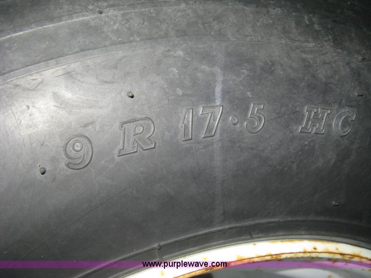 image for item L6369 2006 Felling FT-32 equipment trailer