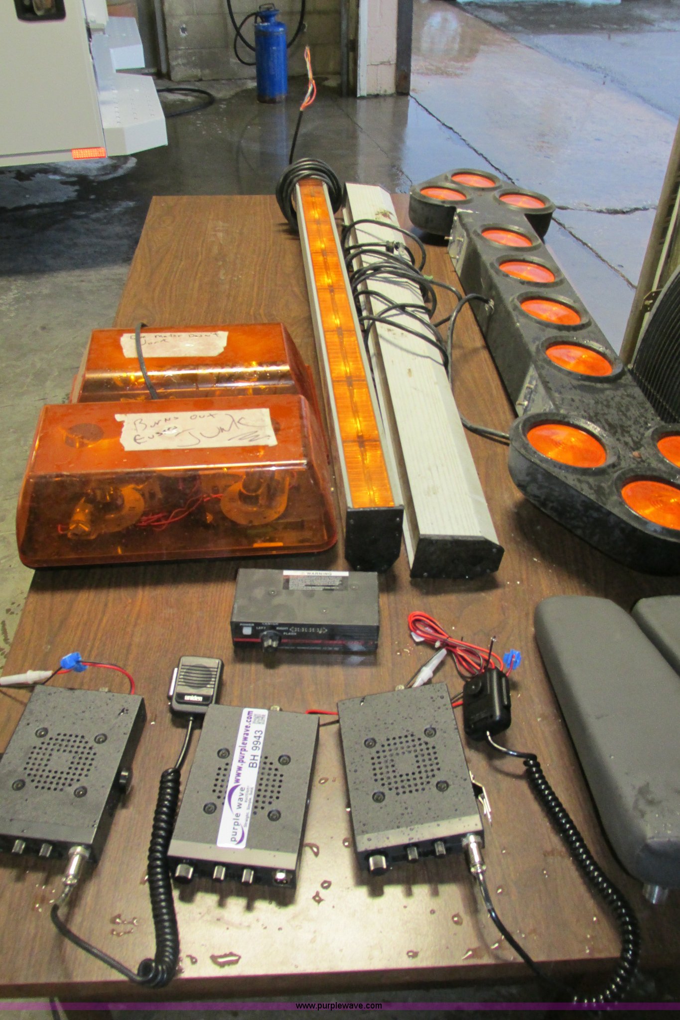 Assorted automotive parts in Topeka, KS Item BH9943 sold Purple Wave