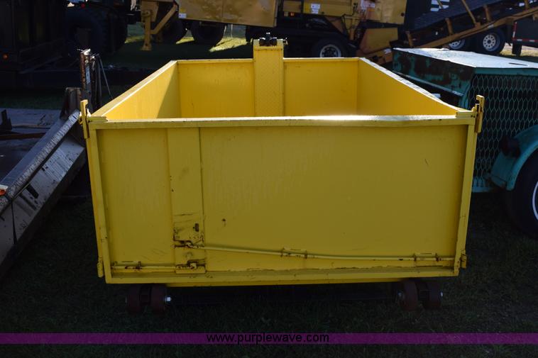 image for item K6638 2005 All Haul pickup bed roll off assembly