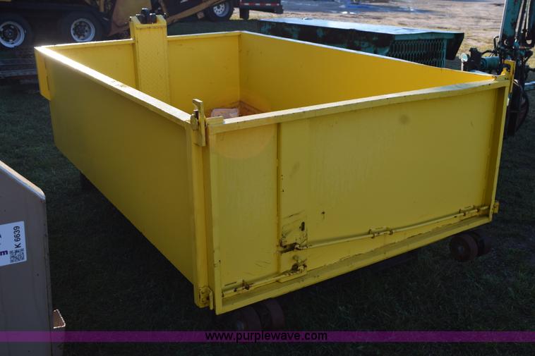 image for item K6638 2005 All Haul pickup bed roll off assembly