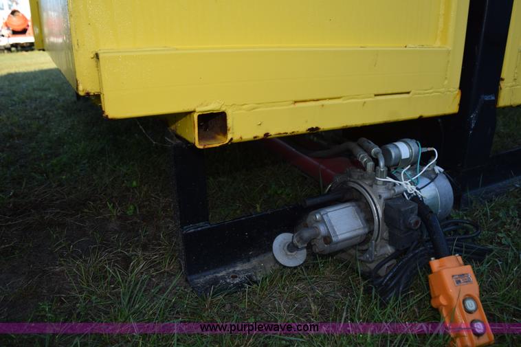 image for item K6638 2005 All Haul pickup bed roll off assembly