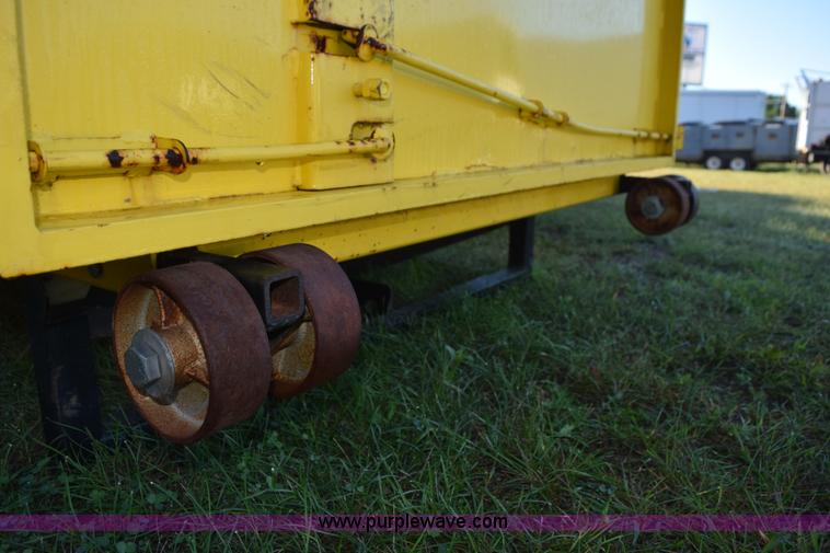 image for item K6638 2005 All Haul pickup bed roll off assembly