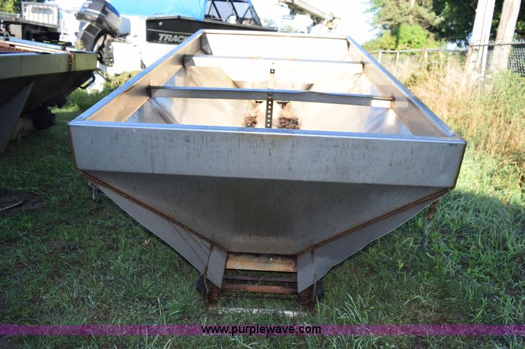 image for item K6641 Stainless steel spreader box