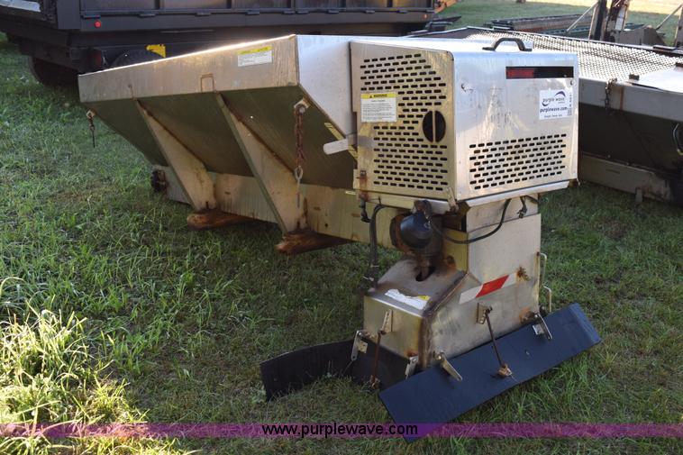 image for item K6641 Stainless steel spreader box