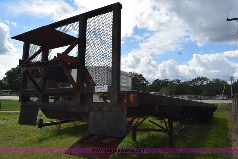 image for item K6642 1993 Wabash flatbed roller deck trailer