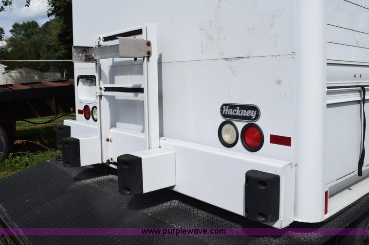 image for item K6644 2007 Hackney delivery box