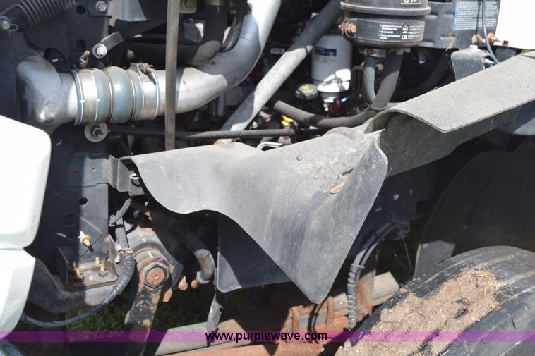 image for item K6646 2008 Chevrolet C4500 delivery truck