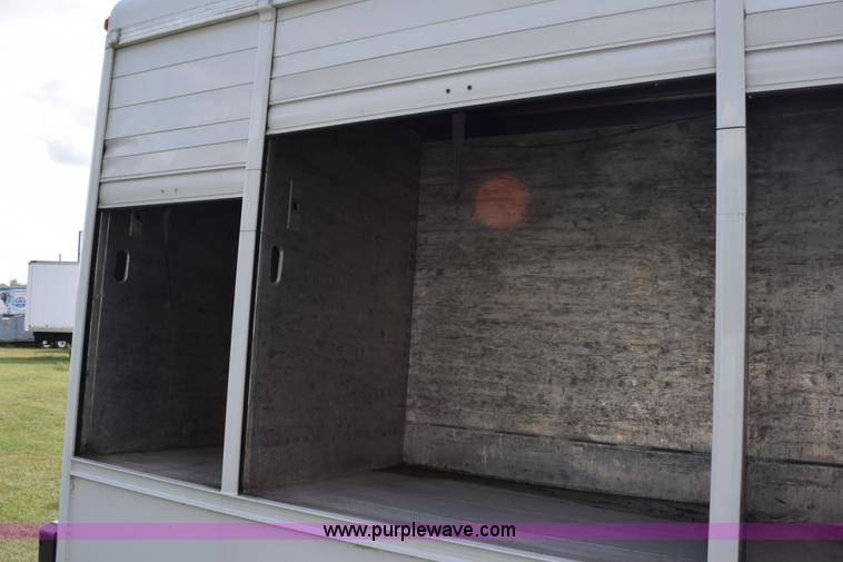 image for item K6646 2008 Chevrolet C4500 delivery truck