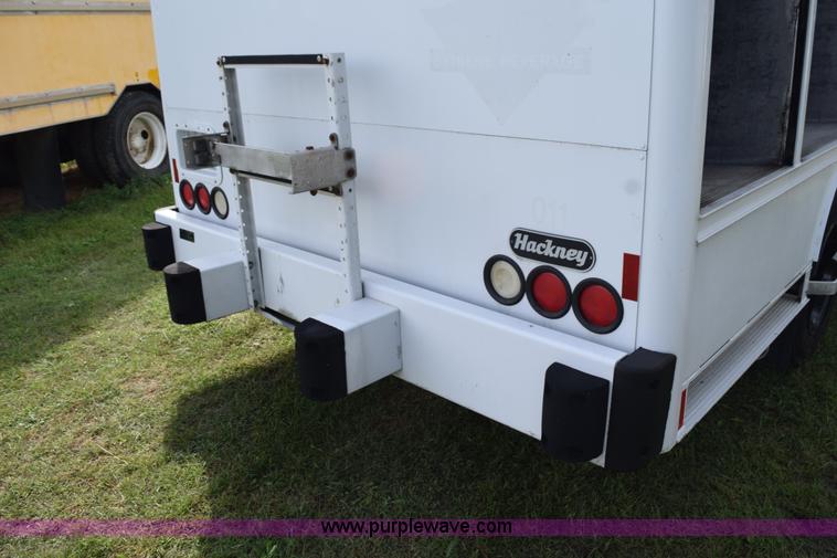 image for item K6646 2008 Chevrolet C4500 delivery truck