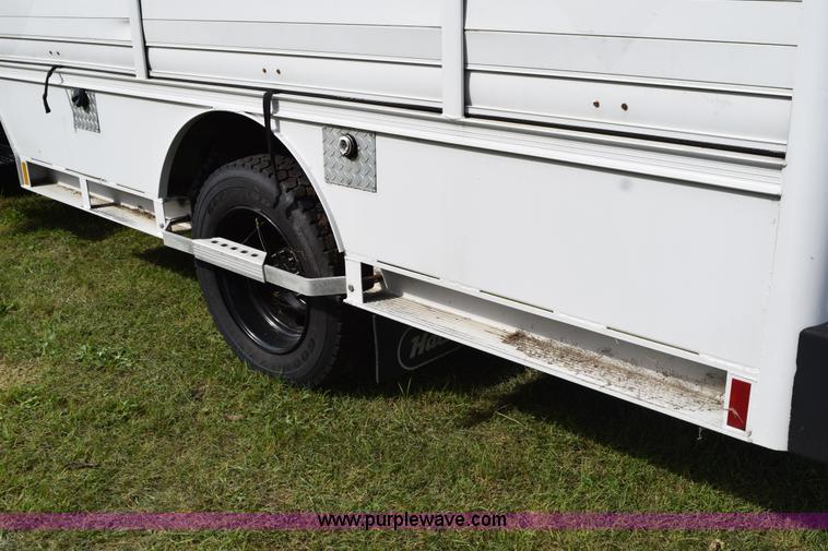 image for item K6646 2008 Chevrolet C4500 delivery truck