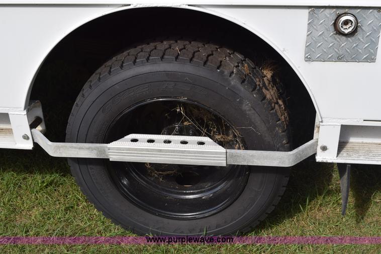 image for item K6646 2008 Chevrolet C4500 delivery truck