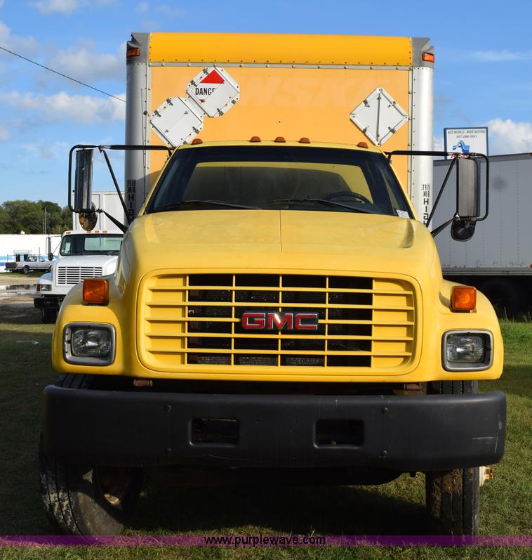 image for item K6648 1999 GMC C6500 box truck