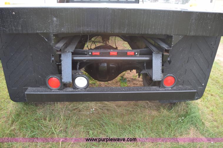 image for item K6649 1991 International 4900 flatbed truck