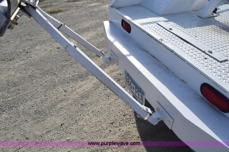 image for item K6652 1990 Dodge Dakota wrecker pickup truck