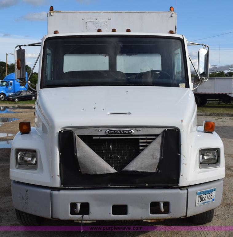image for item K6655 1997 Freightliner FL60 chipper truck