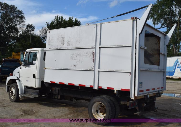 image for item K6655 1997 Freightliner FL60 chipper truck