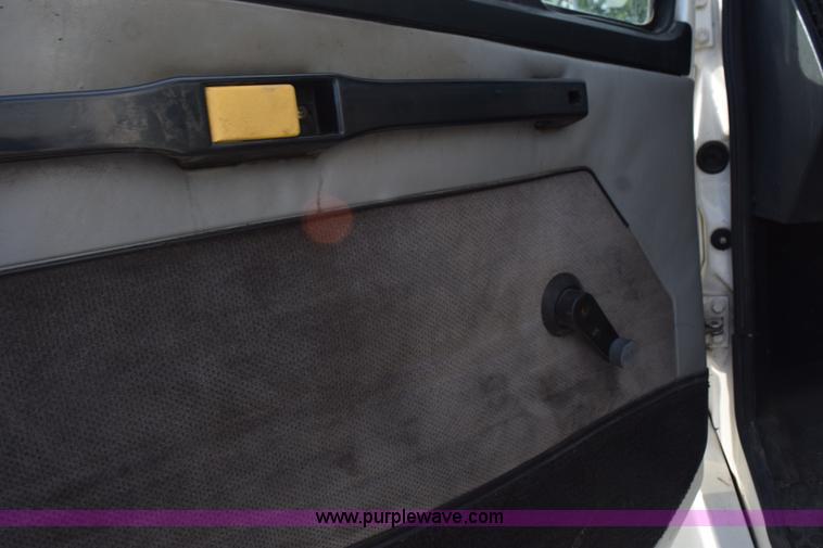 image for item K6655 1997 Freightliner FL60 chipper truck