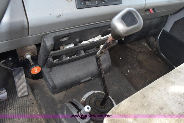 image for item K6655 1997 Freightliner FL60 chipper truck