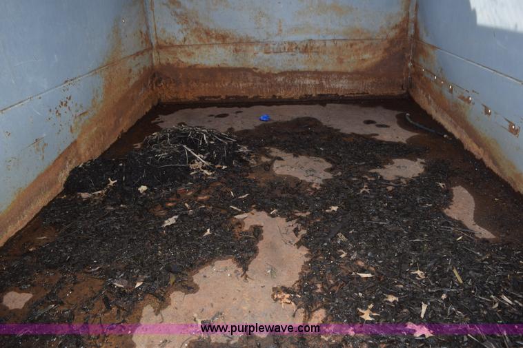 image for item K6655 1997 Freightliner FL60 chipper truck