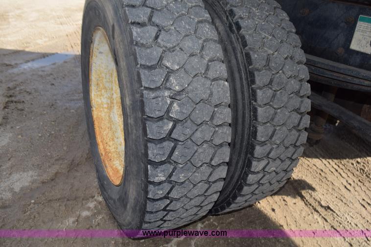 image for item K6655 1997 Freightliner FL60 chipper truck