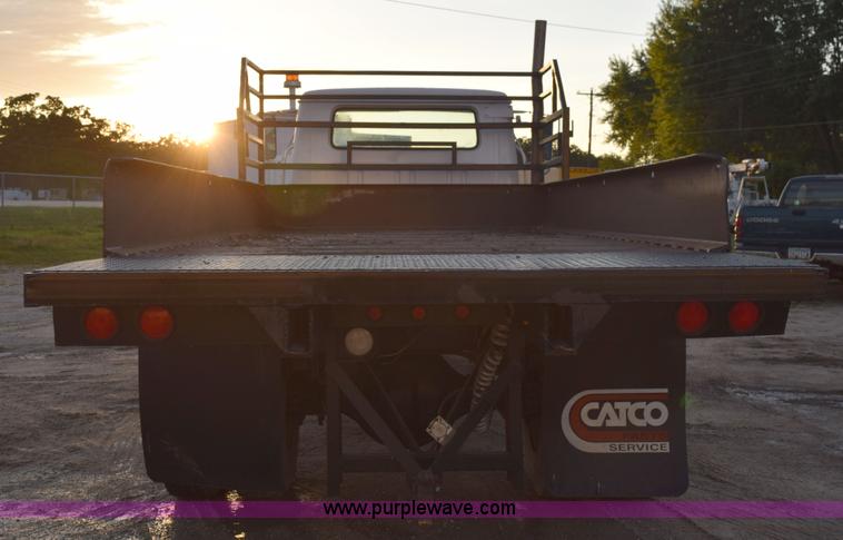 image for item K6656 1985 International 1954 flatbed truck