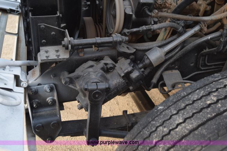 image for item K6656 1985 International 1954 flatbed truck