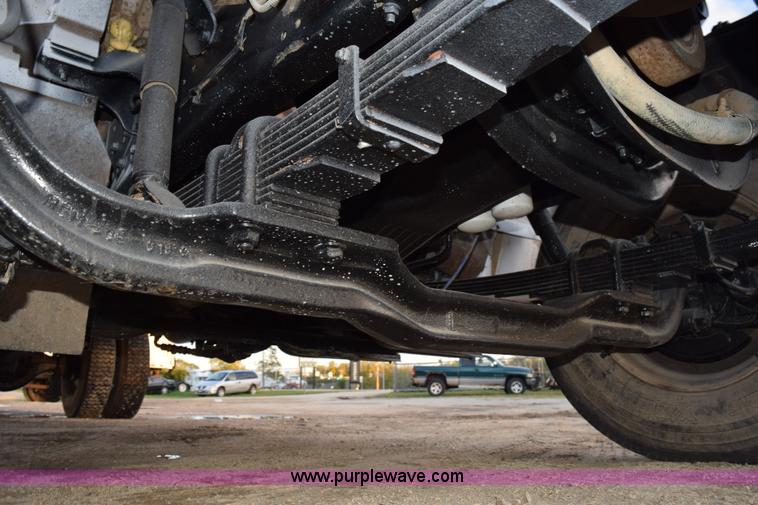 image for item K6656 1985 International 1954 flatbed truck