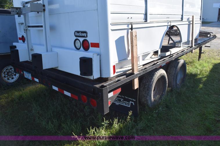 image for item K6658 2004 PJ flatbed dump trailer
