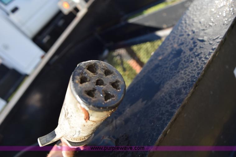 image for item K6658 2004 PJ flatbed dump trailer