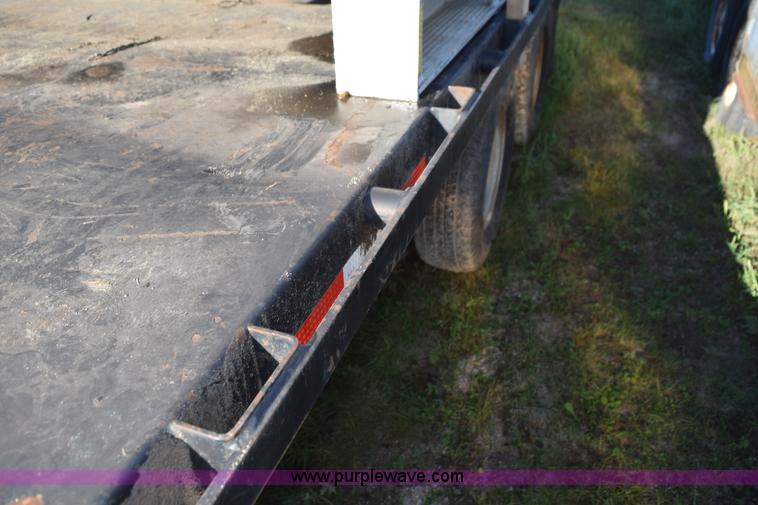 image for item K6658 2004 PJ flatbed dump trailer