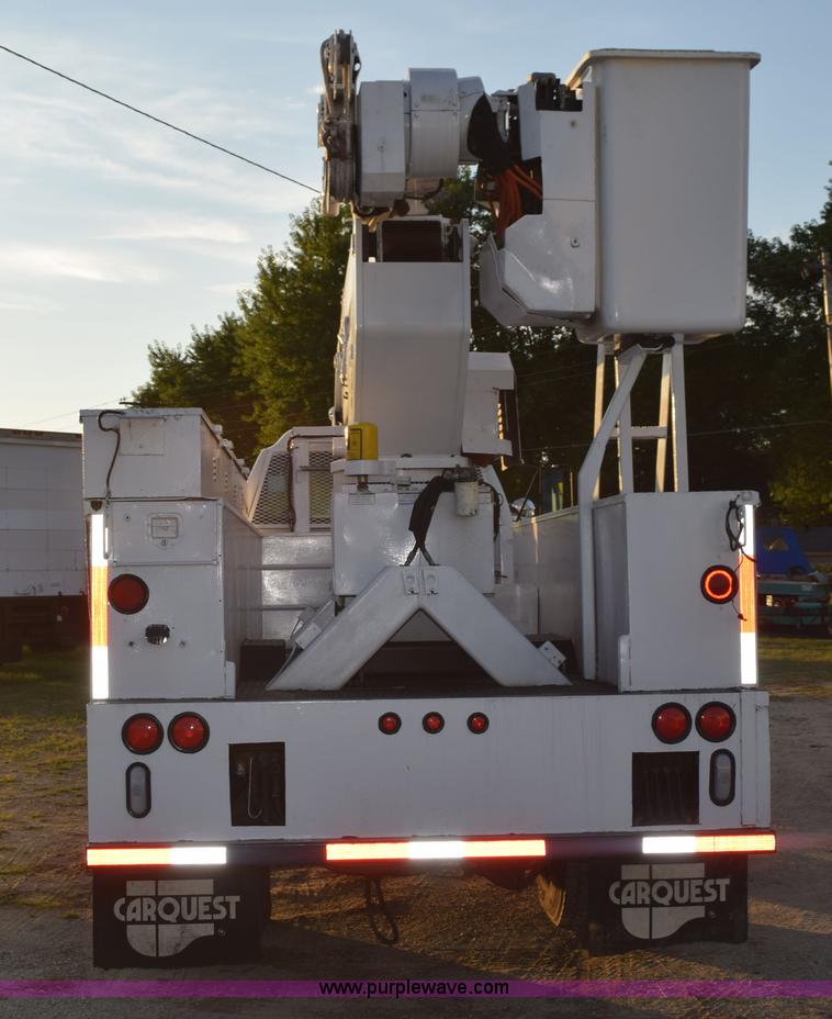 image for item K6662 1999 GMC C8500 bucket truck
