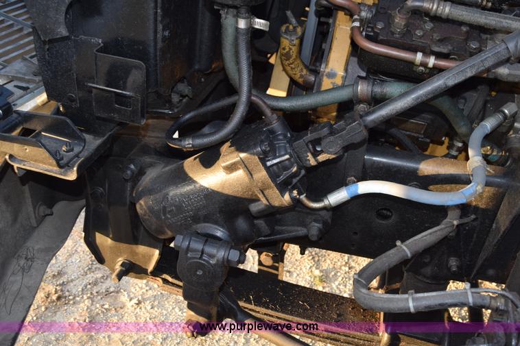 image for item K6662 1999 GMC C8500 bucket truck