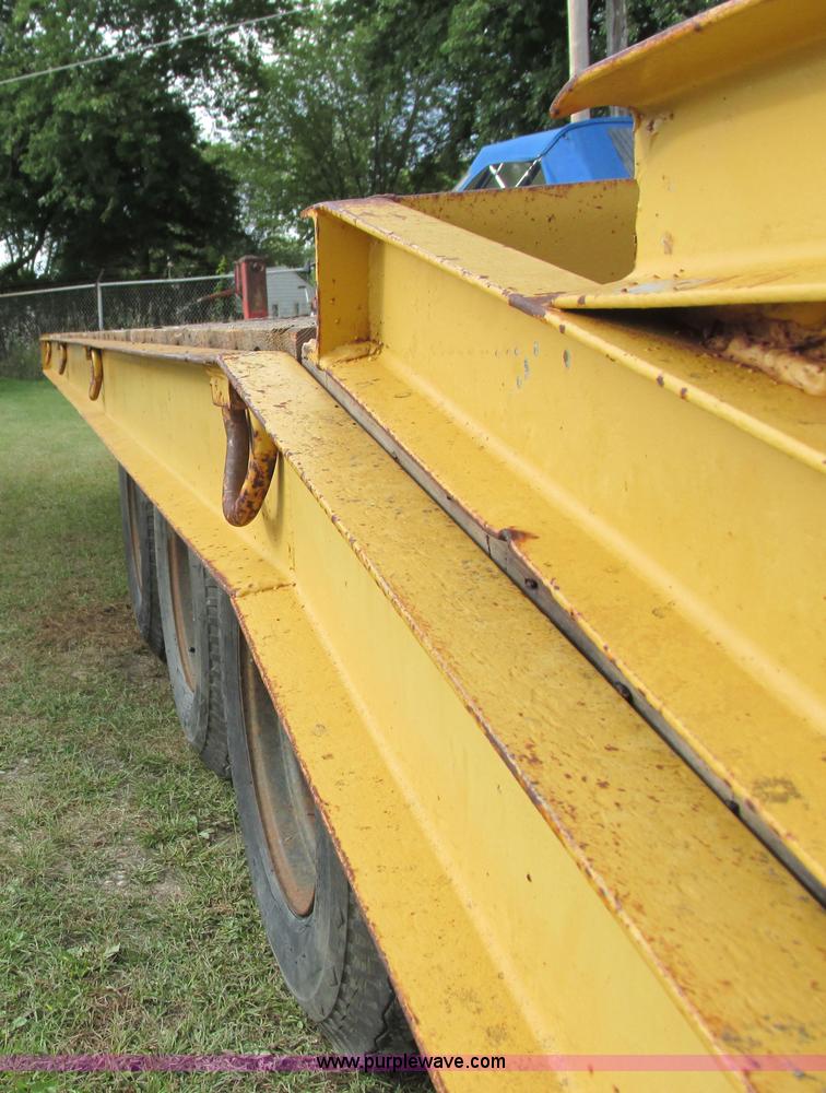 image for item K6731 1973 Trail-Eze 1090-24 equipment trailer