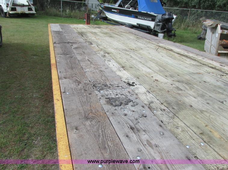 image for item K6731 1973 Trail-Eze 1090-24 equipment trailer