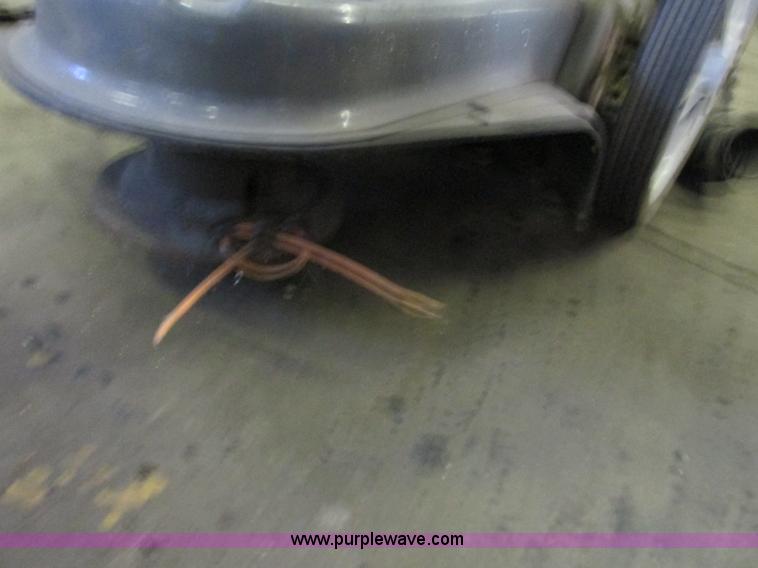 image for item K6733 Assorted lawn equipment