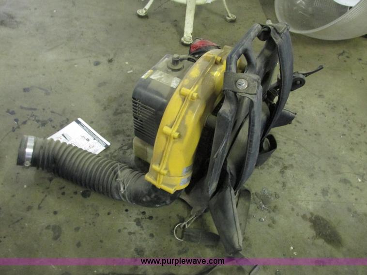 image for item K6733 Assorted lawn equipment