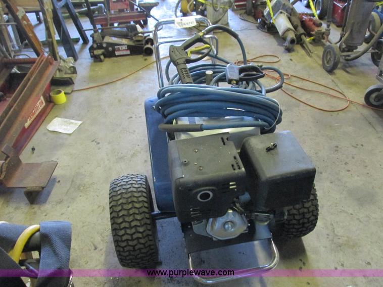 image for item K6737 Graco pressure washer