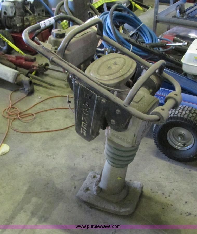 image for item L3764 Wacker BS524 jumping jack compactor