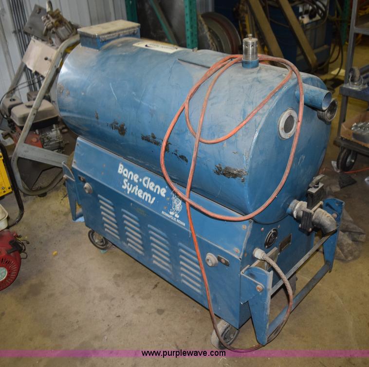 Mega Port BaneClene system carpet cleaner in Rochester, MN Item