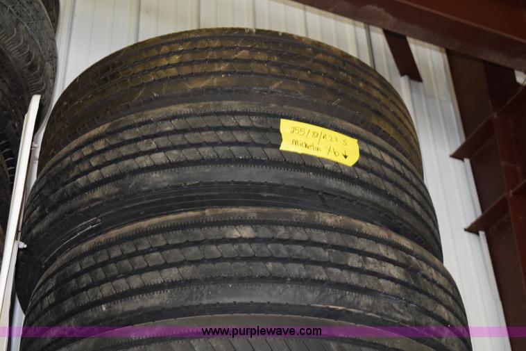image for item L3776 (7) assorted Michelin tires