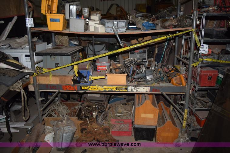 Assorted tools in Rochester, MN Item L3819 sold Purple Wave